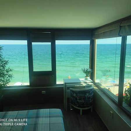וארנה Hemingway Rooms In Happy Beach מראה חיצוני תמונה