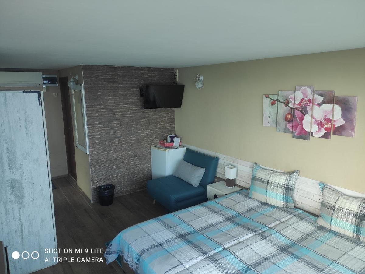 וארנה Hemingway Rooms In Happy Beach מראה חיצוני תמונה