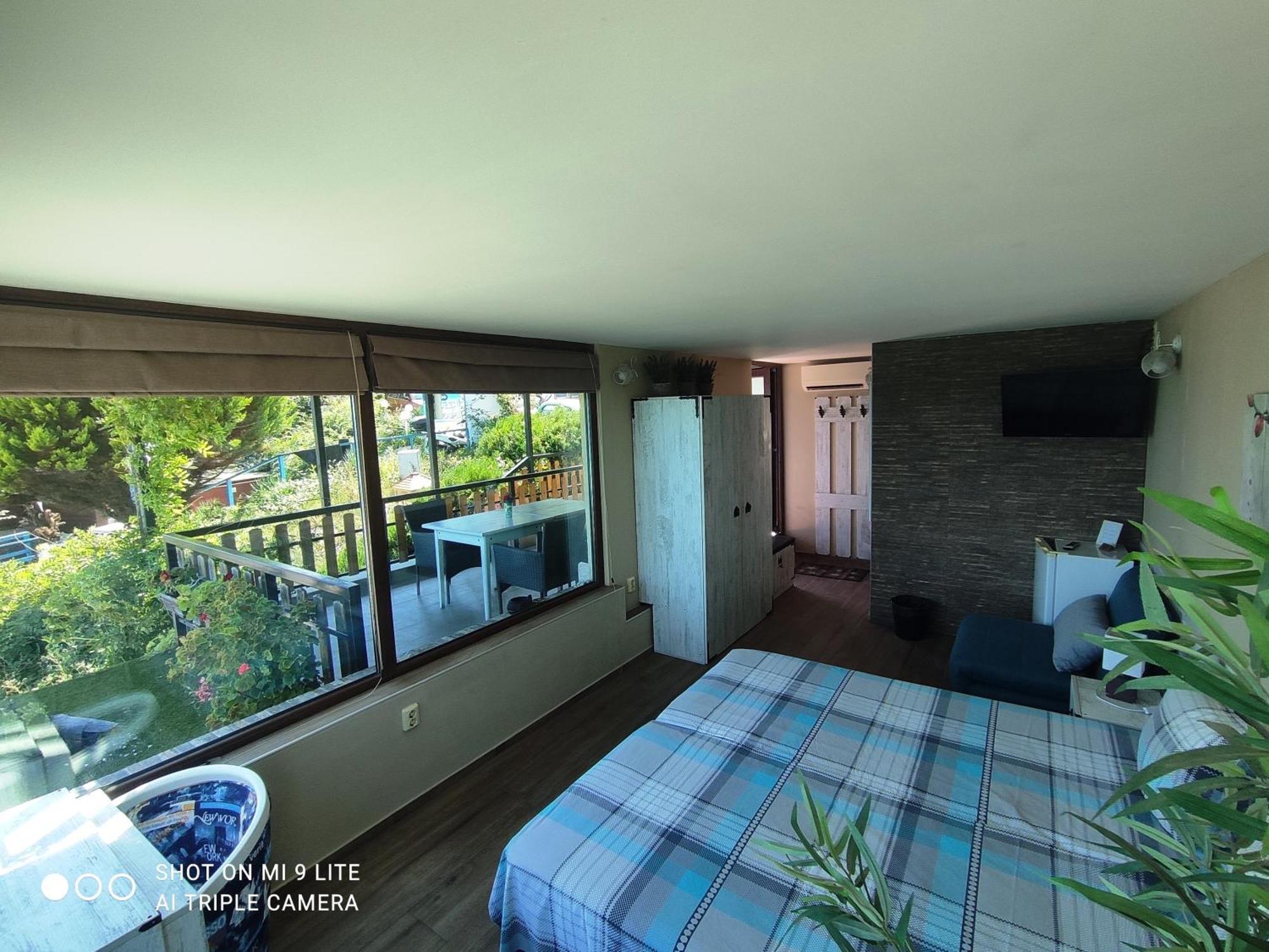 וארנה Hemingway Rooms In Happy Beach מראה חיצוני תמונה