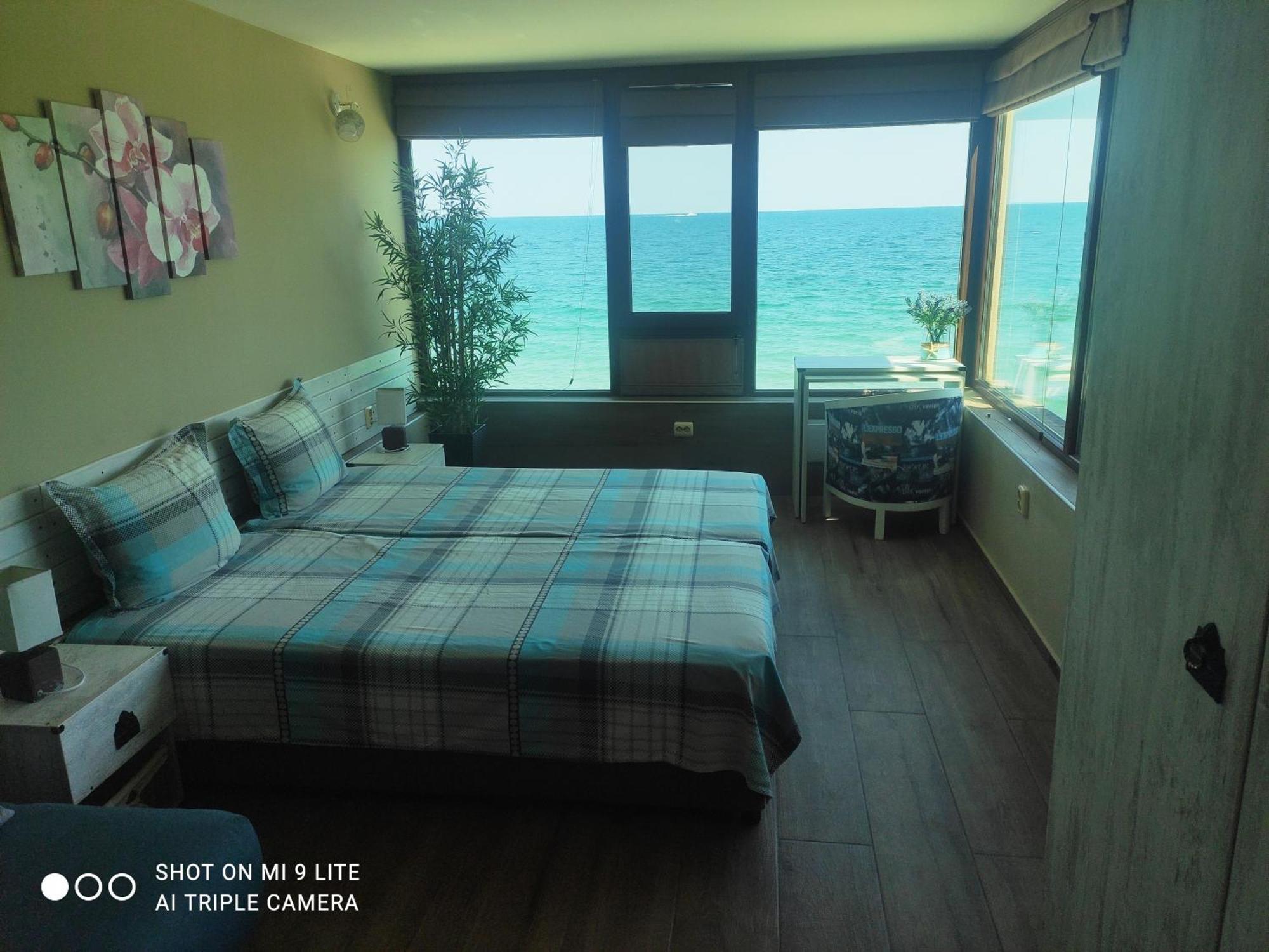 וארנה Hemingway Rooms In Happy Beach מראה חיצוני תמונה