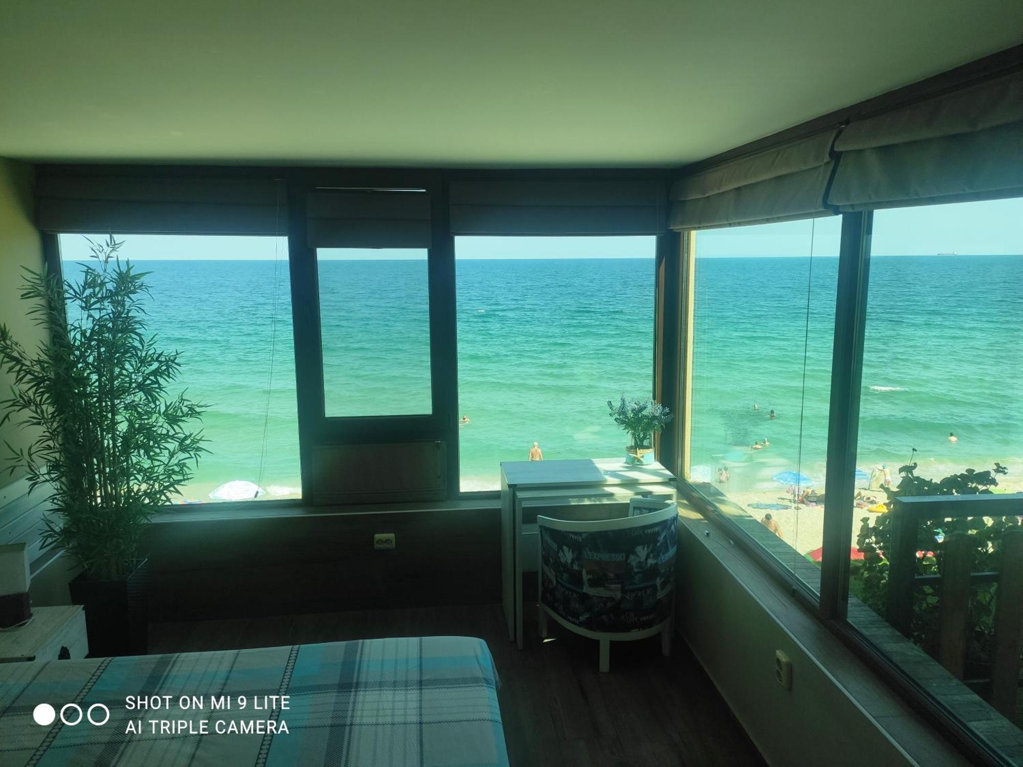 וארנה Hemingway Rooms In Happy Beach מראה חיצוני תמונה
